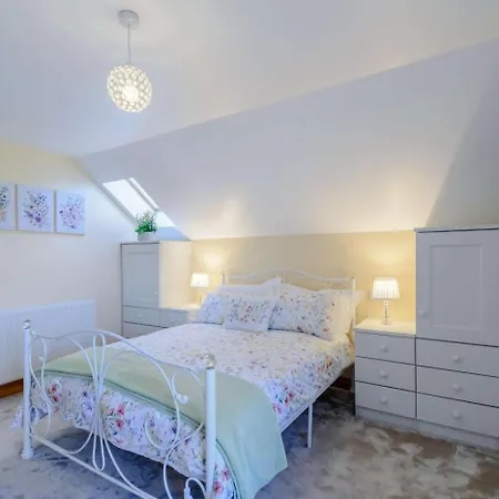 2 Bed In Oc-s34137