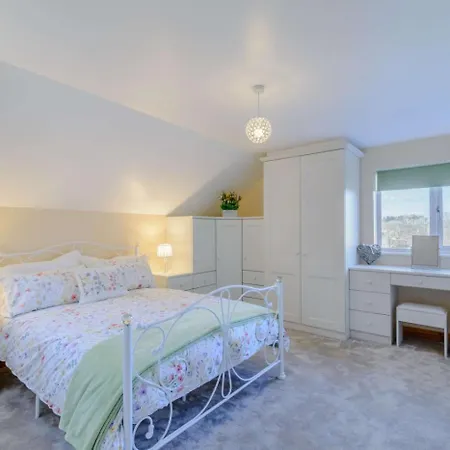 2 Bed In Oc-s34137 *