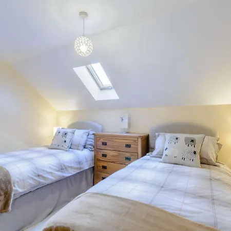 2 Bed In Oc-s34137 Dunnington (North Yorkshire)